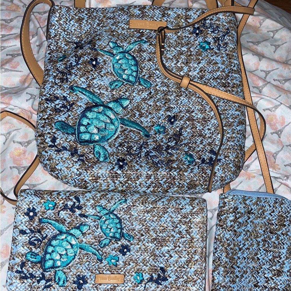 Like new 3 pc Mint Brown Sea Life crossbody, wristlet, & cellphone crossbody.